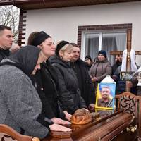 Боронив Україну до останнього подиху: на Бучаччині поховали 55-річного військового (фото)