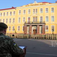 «Бив курсантів ногами і ременем»: ДБР затримало майора за знущання над підлеглими у львівській військовій академії