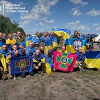 Знову вдома! Знову вільні!  5 прикордонників повернулися з російського полону