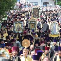 Благословення не буде: що відомо про ходу УПЦ до Почаївської лаври на Тернопільщині