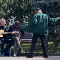 Поліцейські затримали чоловіків, які співали російські пісні в центрі Тернополя