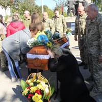 В останню дорогу провели полеглого воїна зі Збаражчини Василя Зайця (ФОТО)