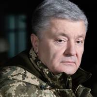 Порошенко заявив, що обороняв Київ, поки влада «здриснула» зі столиці