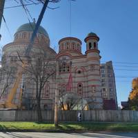 У Тернополі встановили купол на один із найбільших православних храмів України