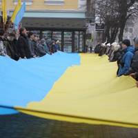 З нагоди Дня Соборності у центрі Тернополя розгорнули величезний стяг