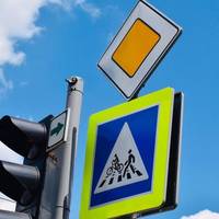 Нові дорожні знаки встановили у Тернополі (фото)