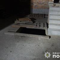 У закинутому гаражі на Тернопільщині знайшли тіло 23-річного чоловіка (фото)
