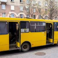 Оприлюднили детальний графік руху громадського транспорту до кладовищ Тернополя