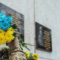 На фасаді будинку в Тернополі встановлять меморіальну таблицю на честь добровольця з роти «Спрут»
