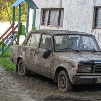 Власників покинутих автомобілів просять прибрати їх з вулиць