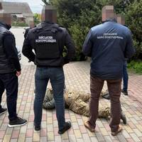 На Тернопільщині військовий за $25000 продавав довідку про непридатність до служби