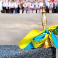 Скандал у одній із тернопільських шкіл: чи справді звучали вітання російською