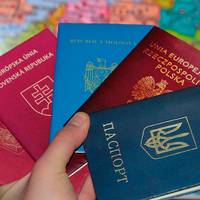 Зеленський підписав закон про множинне громадянство