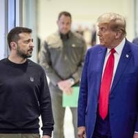 Трамп сказав Зеленському, що Україна має перейти у наступ, – WP