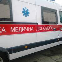 У Тернополі Mitsubishi вʼїхав у маршрутку: є постраждалі
