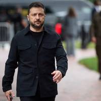 «Це надії на мир»: Дизайнер розповів про костюм, який він створив для зустрічі Зеленського з Трампом