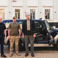 Новий позашляховик для захисників 105-ї бригади: Сергій Надал