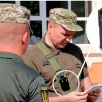 Всі працівники ТЦК, що вручають повістки, мають носити боді-камери: як це працюватиме