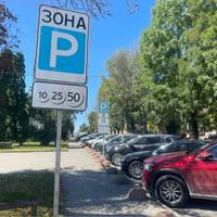 На парковках Тернополя з’явилися шахраї – аферисти підставляють водіїв (ВІДЕО)
