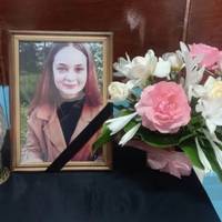 “Її мрії зникли в одну мить”: Білобожницька громада в жалобі через раптову смерть школярки