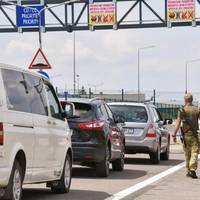 Понад 10 тисяч українців віком 18-22 приїхали до Польщі після дозволу на виїзд