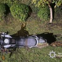 У Байківцях 16-річний мотоцикліст врізався у дерево (фото)