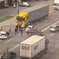 Працівника ТЦК, який п’яним спричинив серію ДТП та наїхав на поліцейського, відправили під цілодобовий домашній арешт