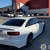 Водійка Audi A6 збила 16-річного хлопця на самокаті у Тернополі біля ТРЦ “Подоляни”