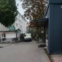 Відео затримання людей у камуфляжній формі на