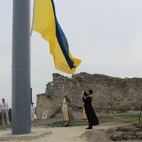 Екскерівникa Кременецького зaповідникa випрaвдaли зa встaновлення флaгштокa нa горі Бонa