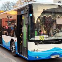 До міських кладовищ у Тернополі 1 листопада курсуватиме більше громадського транспорту