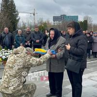 У Тернополі провели в останню дорогу захисника Івана Гливу (Фото)