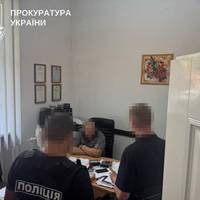 У Тернополі судитимуть інженера за хабар і організацію незаконного перетину кордону