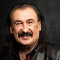 Степан Гіга впав у кому: стан артиста вкрай важкий, — журналіст Глагола