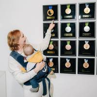 Біатлоністка з Тернополя Олена Підгрушна вперше з’явилася на публіці зі своїм первістком