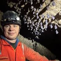 Комаров влаштував різдвяну вечерю у найдовшій гіпсовій печері світу на Тернопільщині