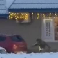 Водій BMW кинув у військових ТЦК страйкбольну гранату і втік — поліція