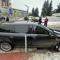 Водій Audi збив пішохода біля Тернопільської ОВА