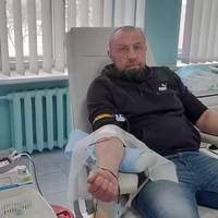 Подарував шанс на життя 120 людям: ветеран з Тернополя став почесним донором України