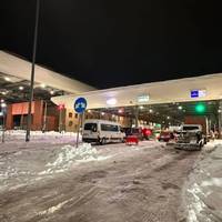 На пункті пропуску між Польщею та Україною в чоловіка знайшли гранату: людей евакуювали