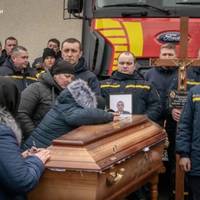 У Підгайцях попрощалися з рятувальниками Василем Танасишиним та Романом Гнатівим, які загинули в ДТП