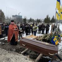Вважали зниклим безвісти: похоронили воїна з Петриків Олександра Слободяна