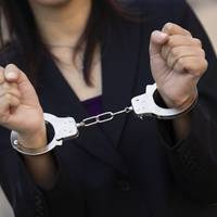 На Тернопільщині жінку ув’язнили за побиття сестри та втечу до Польщі