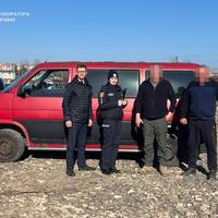 Із арештмайданчика — для потреб фронту: у Тернополі військовим передали вилучений Volkswagen