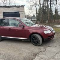 У Тернополі на потреби ЗСУ передали автомобіль Volkswagen Touareg, яким користувалися викрадачі буса, замаскованого під написом «На щиті»