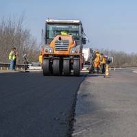Аварійний міст став причиною обмеження руху транспорту на ділянці Кременець — Почаїв до липня.