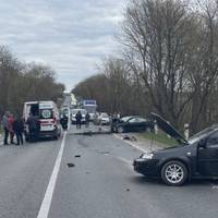 На трасі М-30 поблизу Кам’янок сталася ДТП із постраждалими — рух транспорту ускладнено.