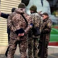 Представники ТЦК побили металевою палицею 17-річного підлітка