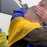«Слава Богу, ти живий… Я дуже хвилювався за тебе»: історія, гідна екранізації — вони не служили разом, але доля звела їх у полоні