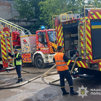 У Тернополі сталася масштабна пожежа на складі: травмований чоловік